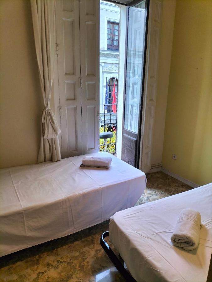 Santo Domingo Rooms Madrid Extérieur photo